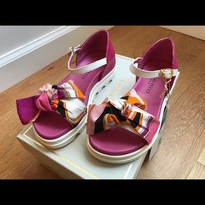Emilio Pucci girls Sandals Fuxia Size US12/EU 30